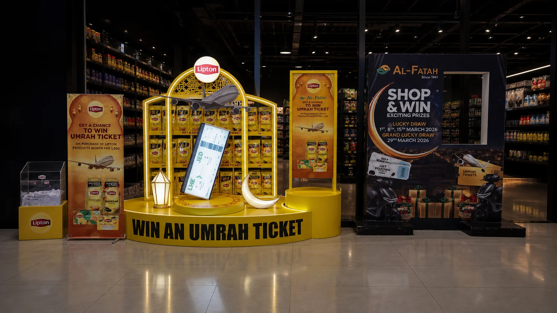 The full Lipton Umrah activation at the Al-Fatah mall entrance